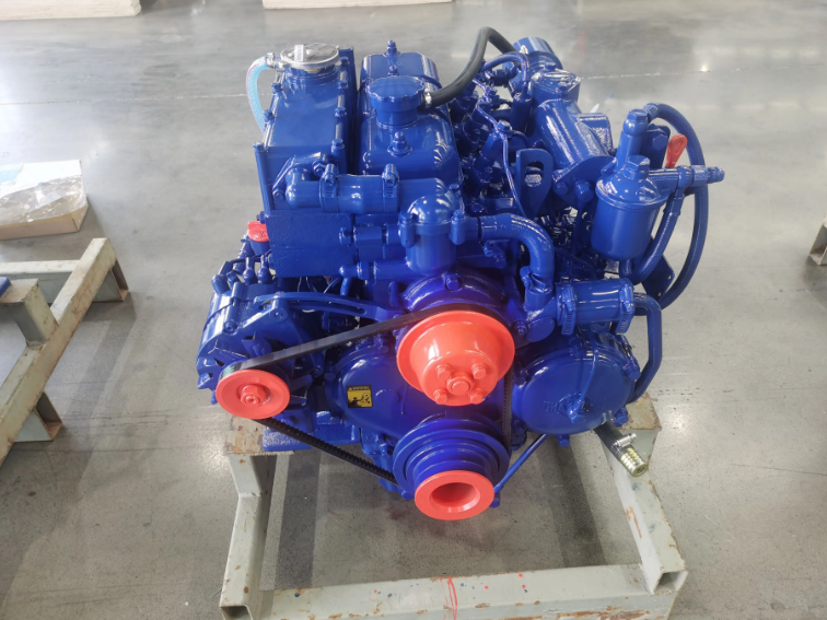 New 20.6kW 4-Stroke High-Speed 380J-3 Marine Diesel Inboard Engine with Gearbox for Yacht and Boat Marine Use
